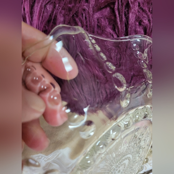 Vintage absolutely gorgeous serving bowl /dish circle details and flowy - Picture 2 of 6